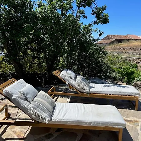 Rosas Maerchenhafte Mit Pool Holiday home Vilaflor