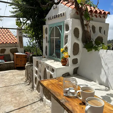 Rosas Maerchenhafte Mit Pool *