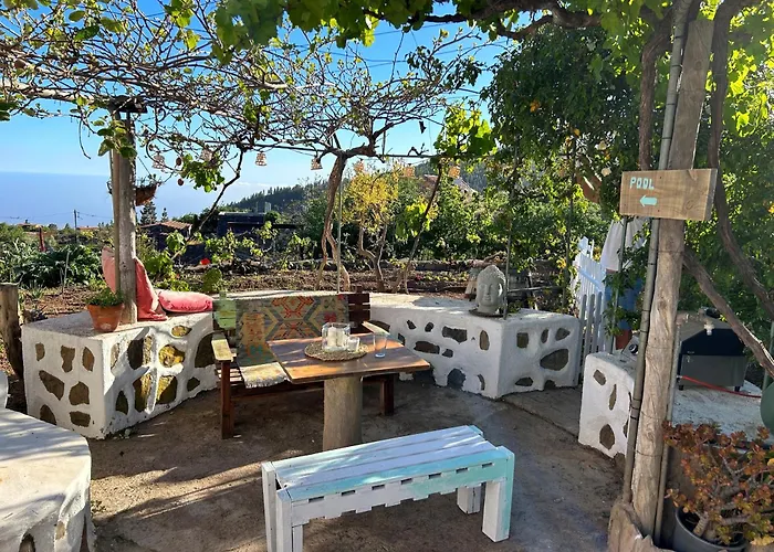 Rosas Maerchenhafte Mit Pool Σπίτι διακοπών