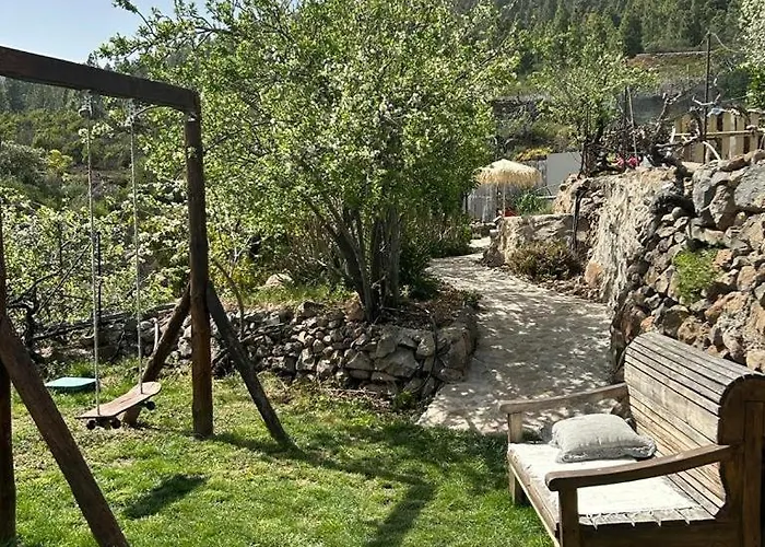 Rosas Maerchenhafte Mit Pool Vilaflor