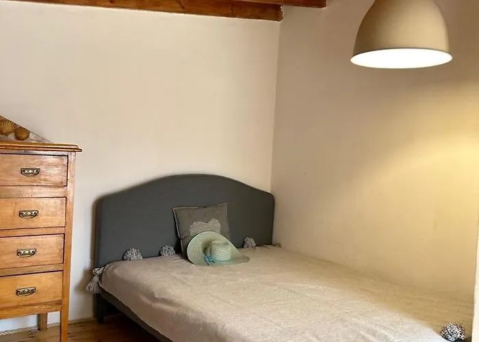 Rosas Maerchenhafte Mit Pool Vilaflor